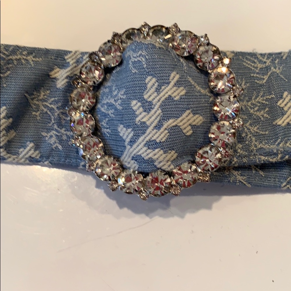 Crystal buckle / Light Blue and White cloth Belt